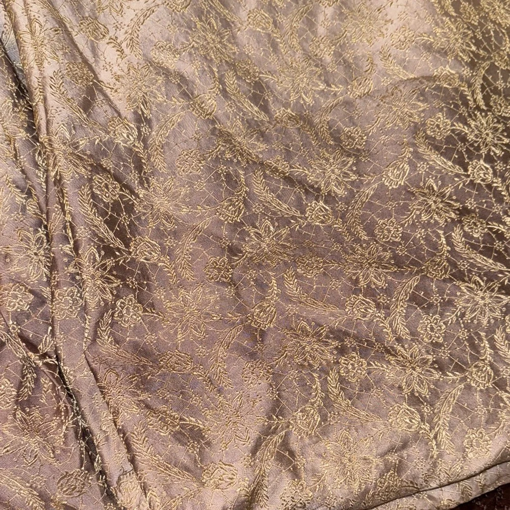 Luxurious Cream and Brown Comforter Set